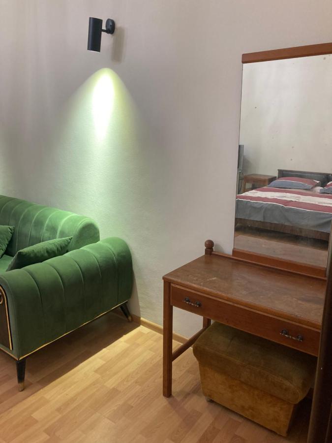 Apartment Kostava 10 Batoemi Buitenkant foto